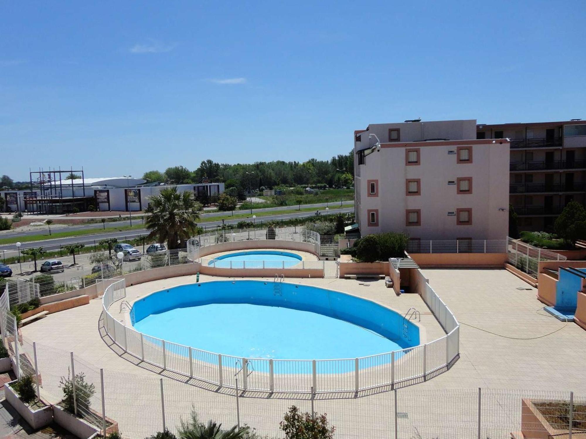 Studio Climatise Double Cabine Avec Piscine Et Parking A 650M De La Plage - Fr-1-307-140 Le Grau-du-Roi Εξωτερικό φωτογραφία